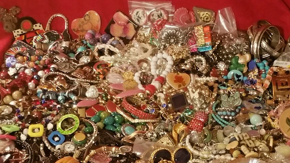 Vintage Estate Modern Costume Jewelry Lots Mix *All Wear* FREE SHIPPING! - Image 2 of 4