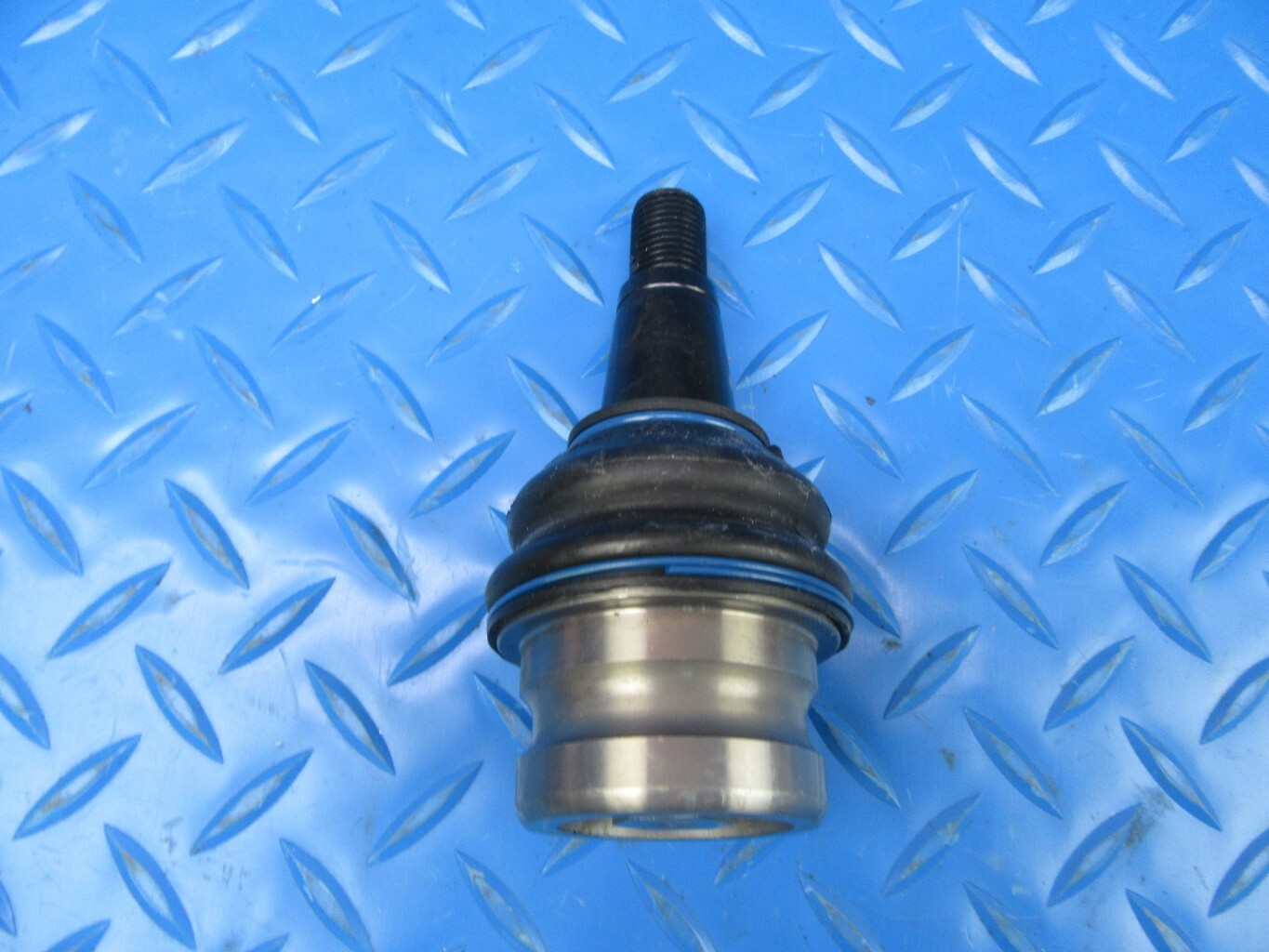Bentley Bentayga lower control arm bolt joint 1pc  #9129