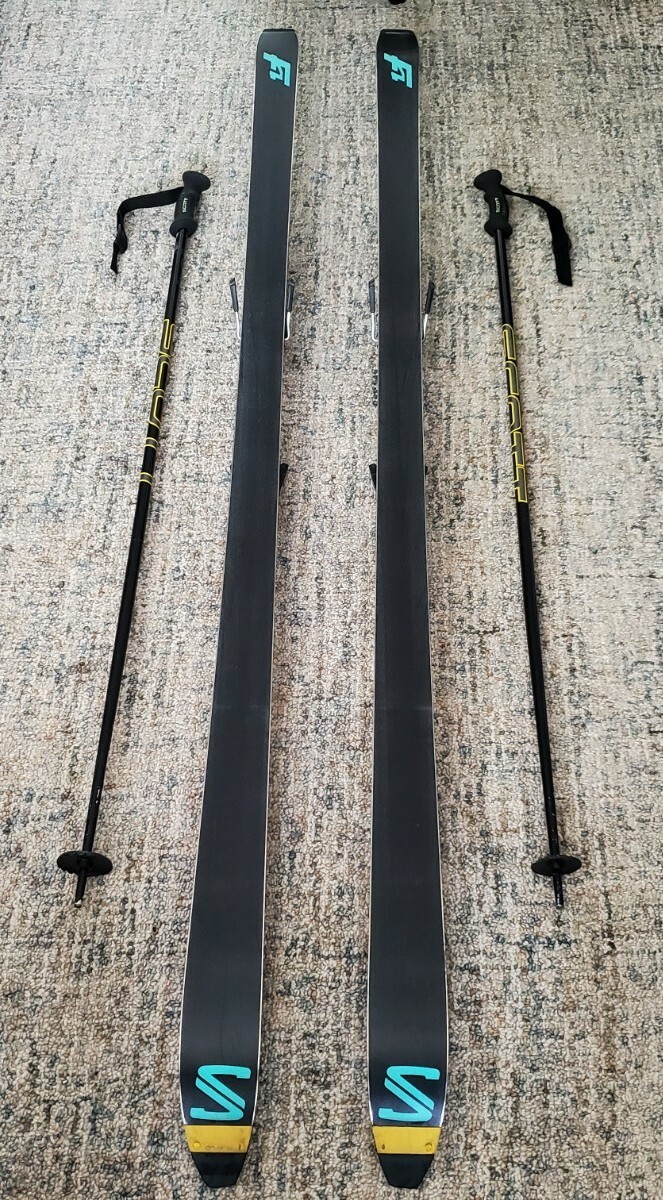 SALOMON 9000 X9 MONOCOQUE EXP SKIS & 977 EQUIPE BINDINGS MADE IN