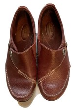 Clarks Womens Brown Cheyn Madi Slip On Cap Toe Leather Loafer Shoes Size 6.5W
