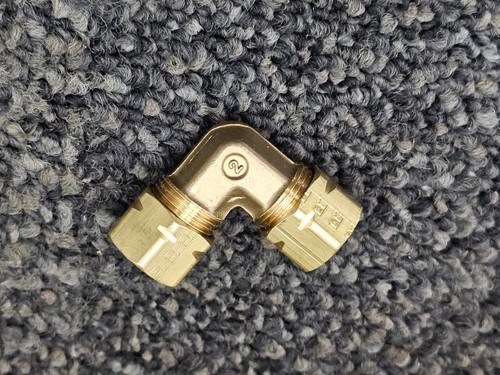 (QTY 13) Parker 3/8" Brass Compression Fitting 90-Degree Elbow, Heavy Duty