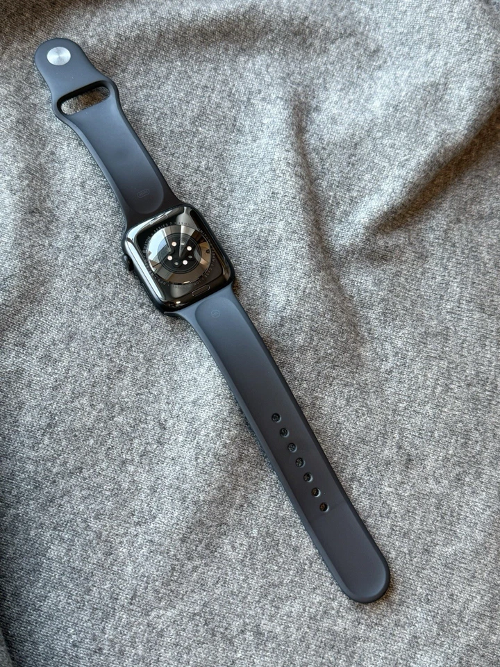 Apple Watch Series 7, Black, 43 mm - Image 2 of 4