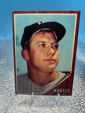 1962 Topps #200 Mickey Mantle EX+ New York Yankees HOF  novel key card ￼