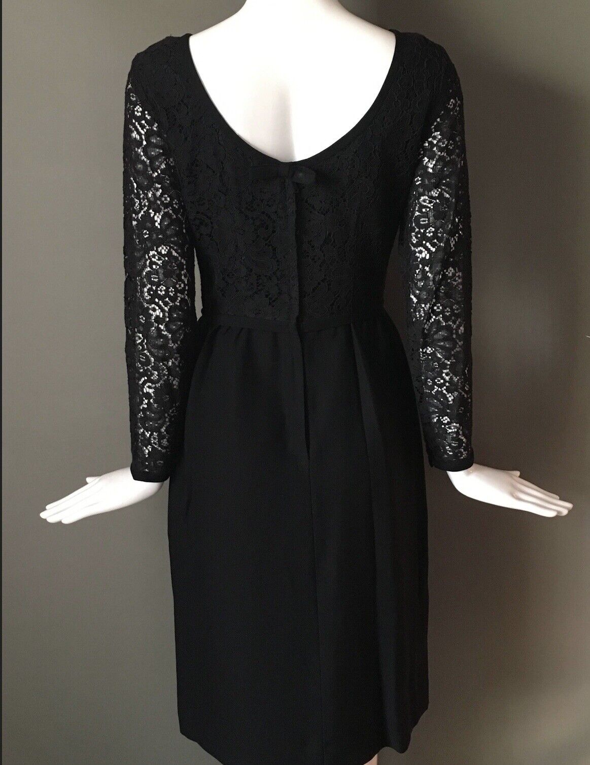 Vintage 60s Black LACE WIGGLE DRESS S  pinup mad … - image 4