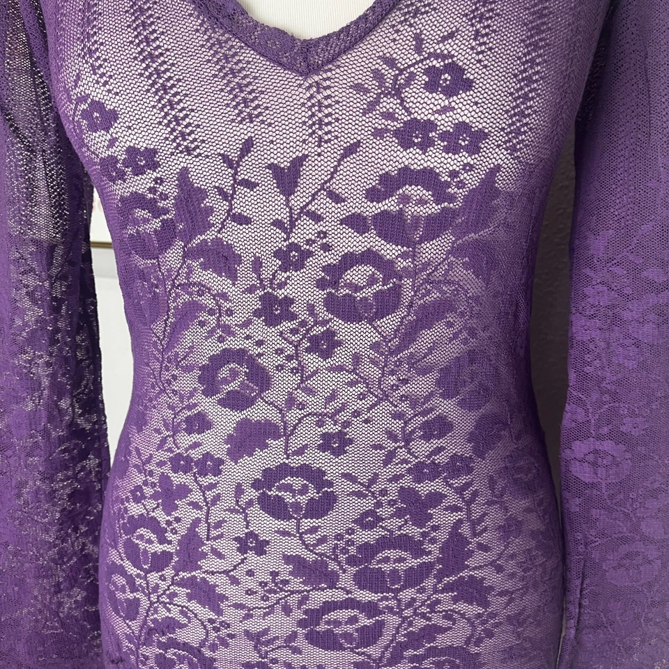 Patrizia Pepe Long Sleeve V-Neck Top Floral Embroidered Sheer blouse S vintage - Image 4 of 4