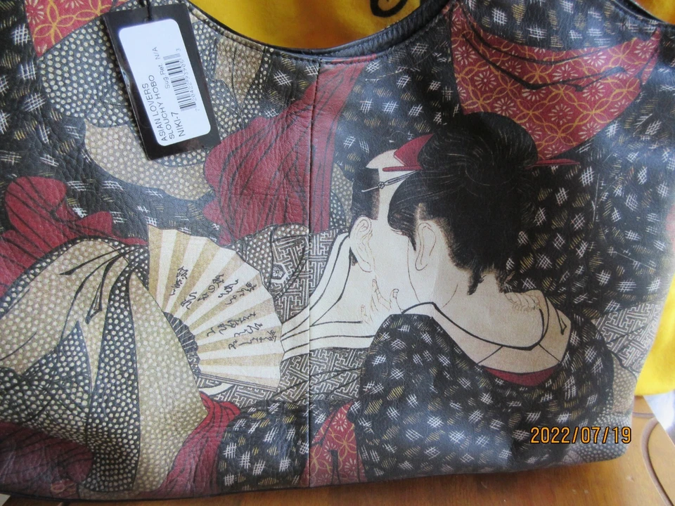 Icon or Icon Los Angeles Handbag Slouchy Hobo - NWT - Image 2 of 4