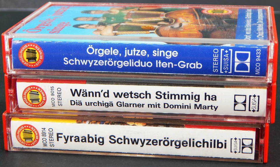 LOT OF 3 SWISS FOLKLORE MUSIC CASSETTE TAPES 1980-90s FYRAABIG STIMMIG ORGELE Foto 2 de 4