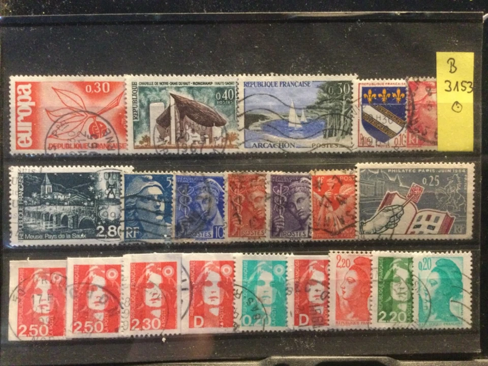 FRANKREICH 🇫🇷       BRIEFMARKEN.  GESTEMPELT   LOT  B  3153 - Bild 1 von 1