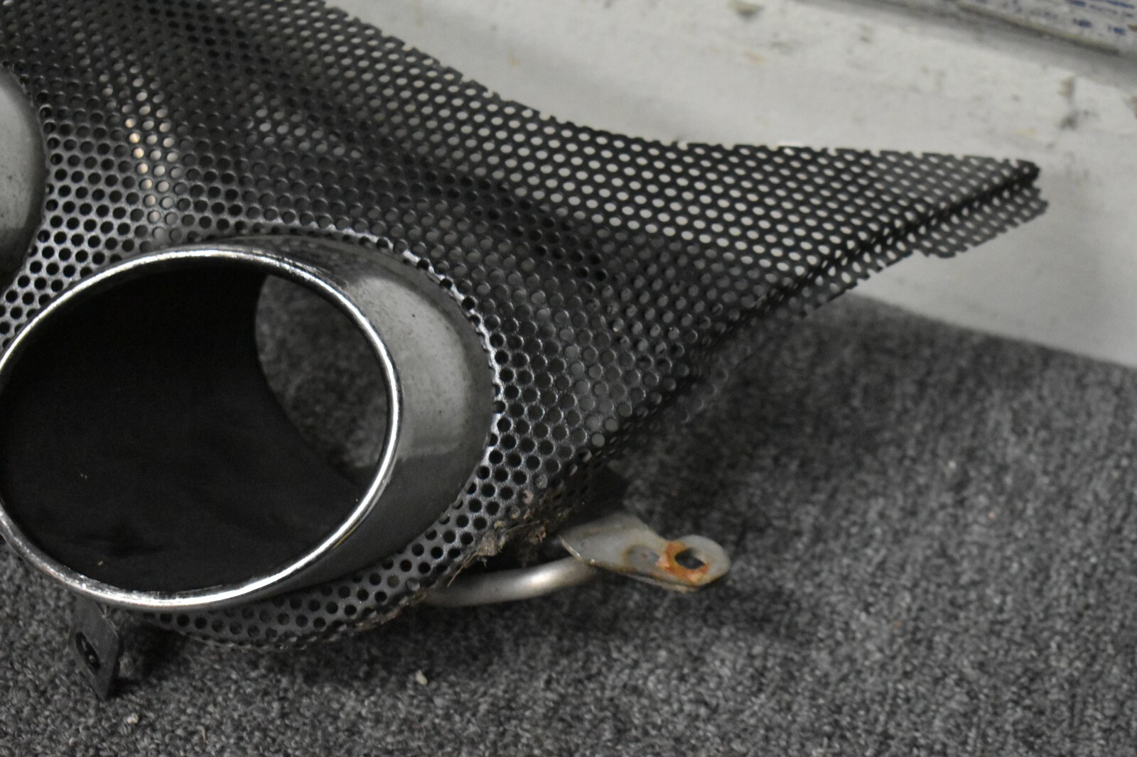 2017-2020 MASERATI LEVANTE SQ4 DUAL EXHAUST TIP FACTORY OEM