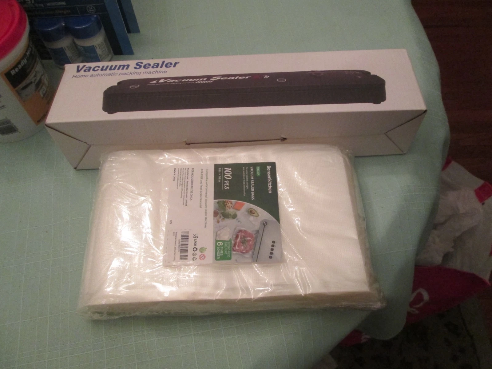 Vaccum Sealer with 100 bags