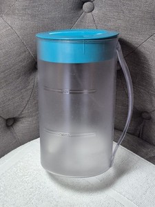 Mr Coffee Iced Tea Maker TM1 Replacement 2 Quart Pitcher Turquoise Lid Frosted