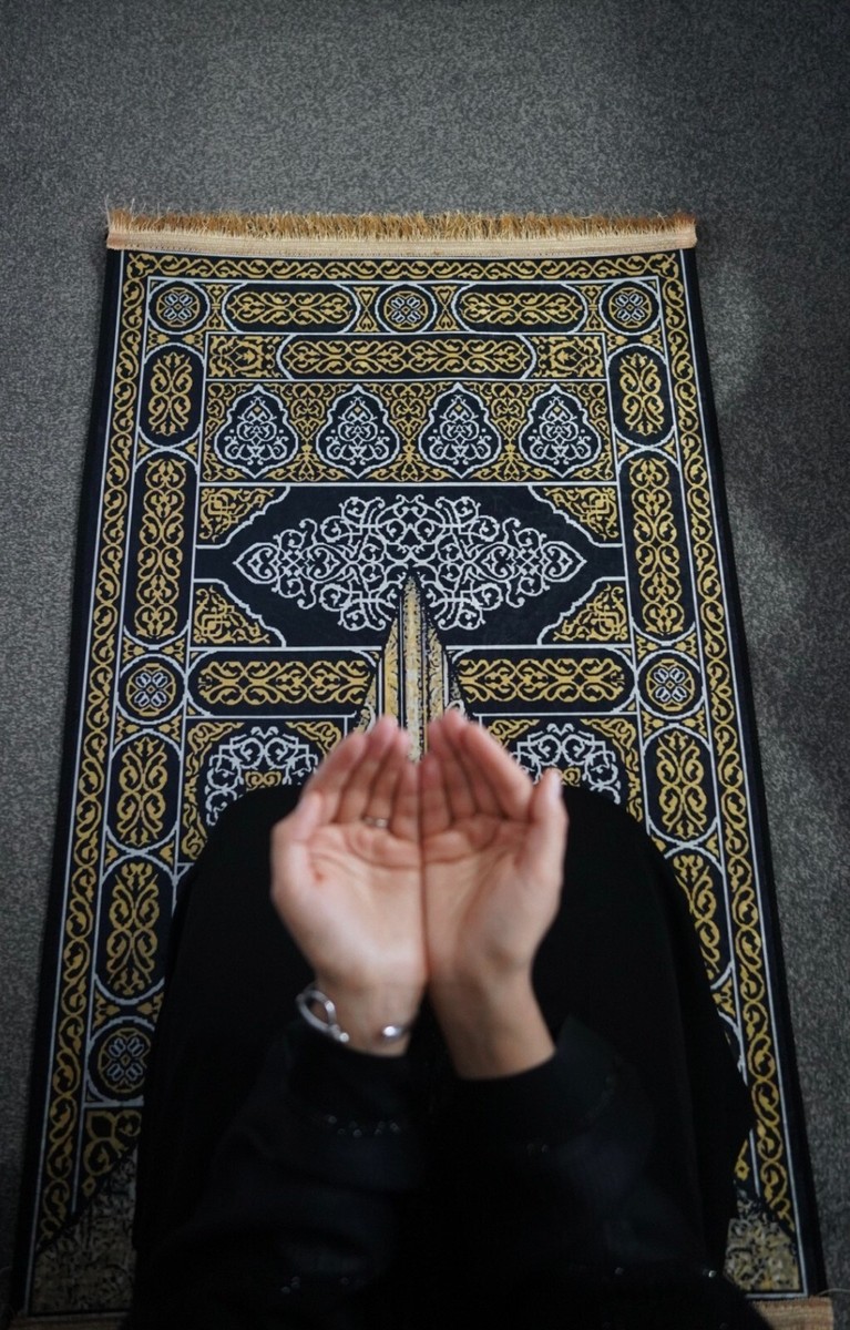 Prayer Mat Extra Thick Padded Luxury Islamic Musallah Namaz Prayer