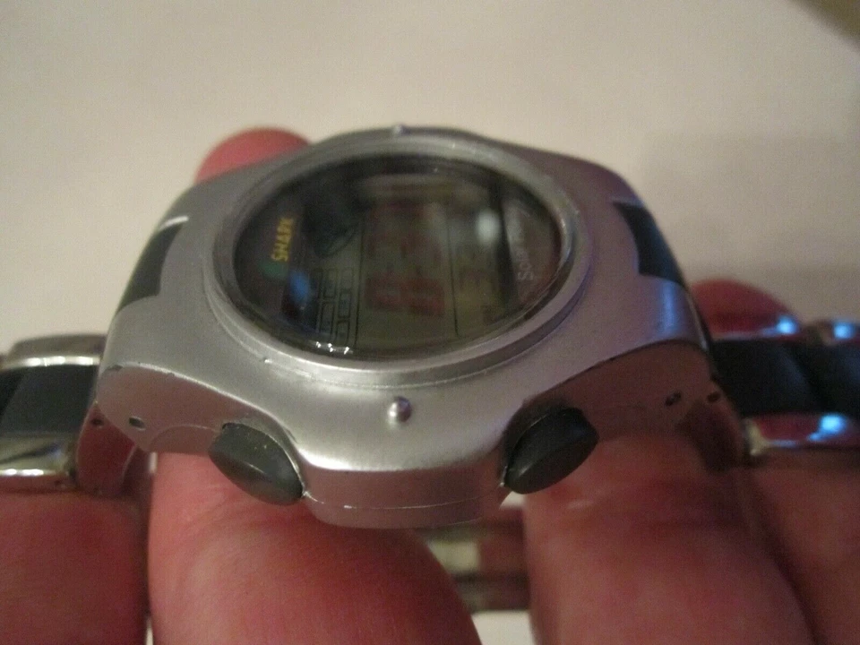 RELOJ SHARK ENERGÍA SOLAR - - FUNCIONA MUY BIEN - BBA-22 Foto 3 de 4