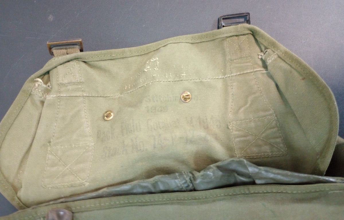 Vintage US Army M-1945 Combat Field Pack Canvas Bag Haversack S10