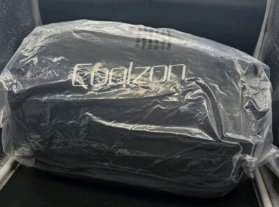 Coolzon Lightweight Sleeping Bag - Black BNWT 