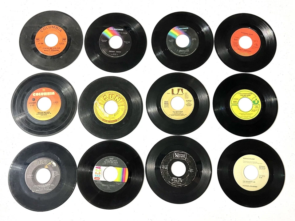 Country Vinyl 45 Lot of 19 7" singles Conway Twitty Cash Haggard Nelsen Milsap Foto 2 de 4