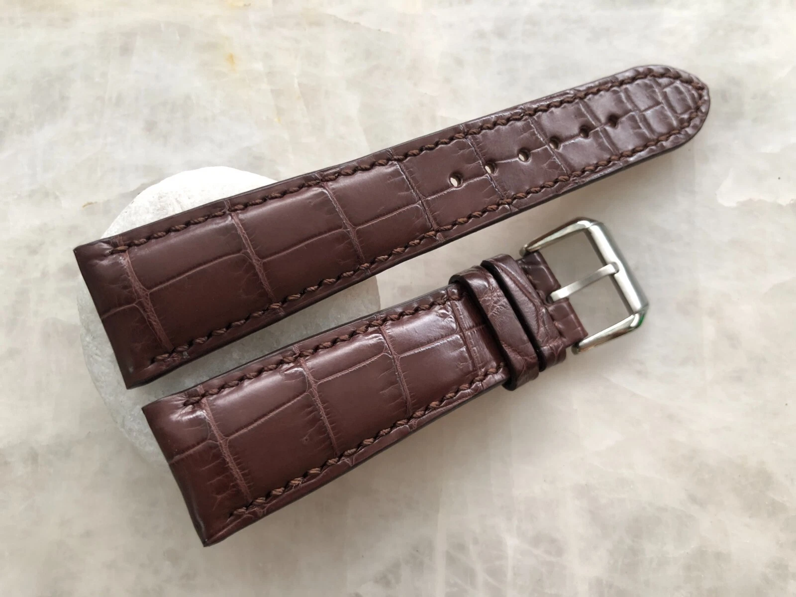 22mm/18mm Brown Alligator Crocodile Embossed Leather Watch Strap Band