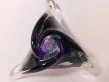 Spectacular an Original Signed Stan MEDGALL Triangle Shaped ArtGlass Paperweight