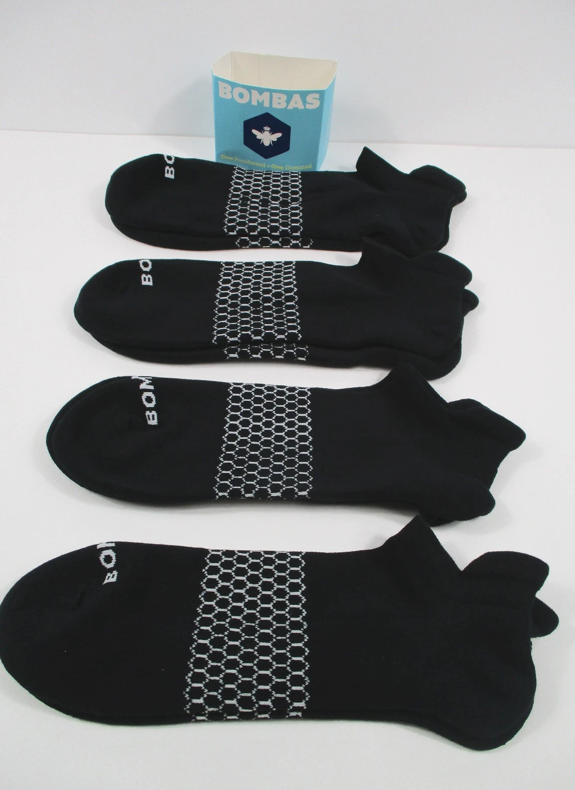 -New BOMBAS XL Midweight 4 Pairs Ankle Socks Size Women 13.5-17 / Men 13.5-16