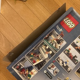 LEGO Creator Expert: Pet Shop (10218) - Open box But Lego Sealed