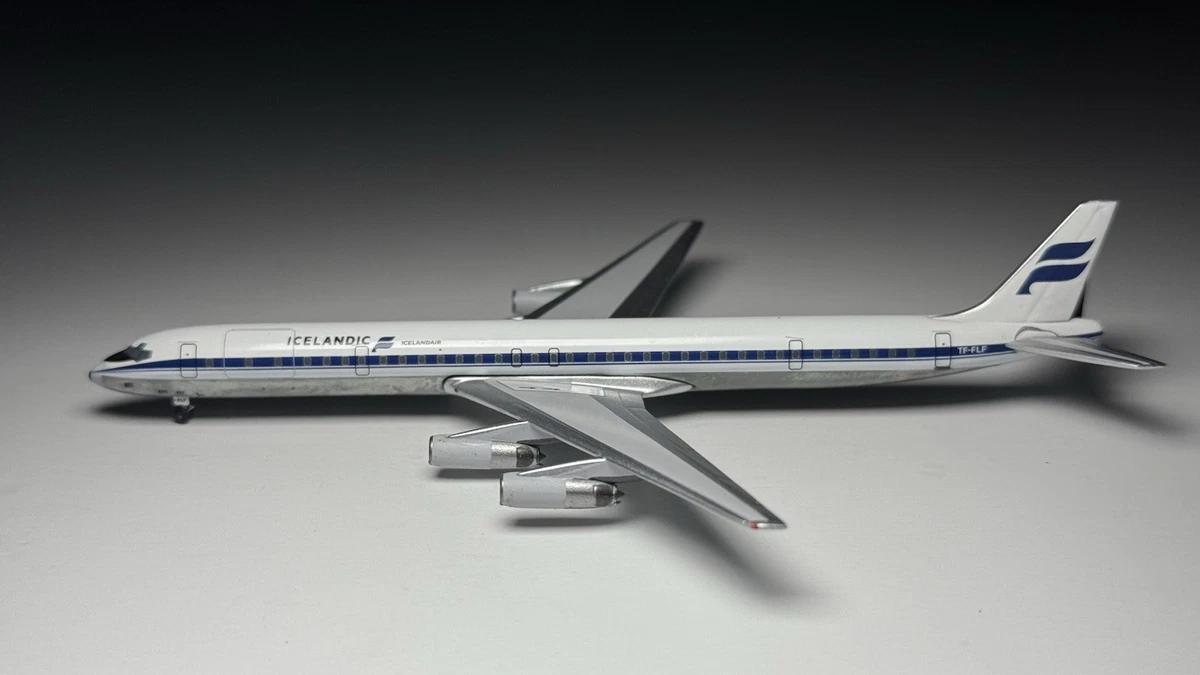 AeroClassics McDonnell Douglas Diecast Aircraft & Spacecraft 1:400