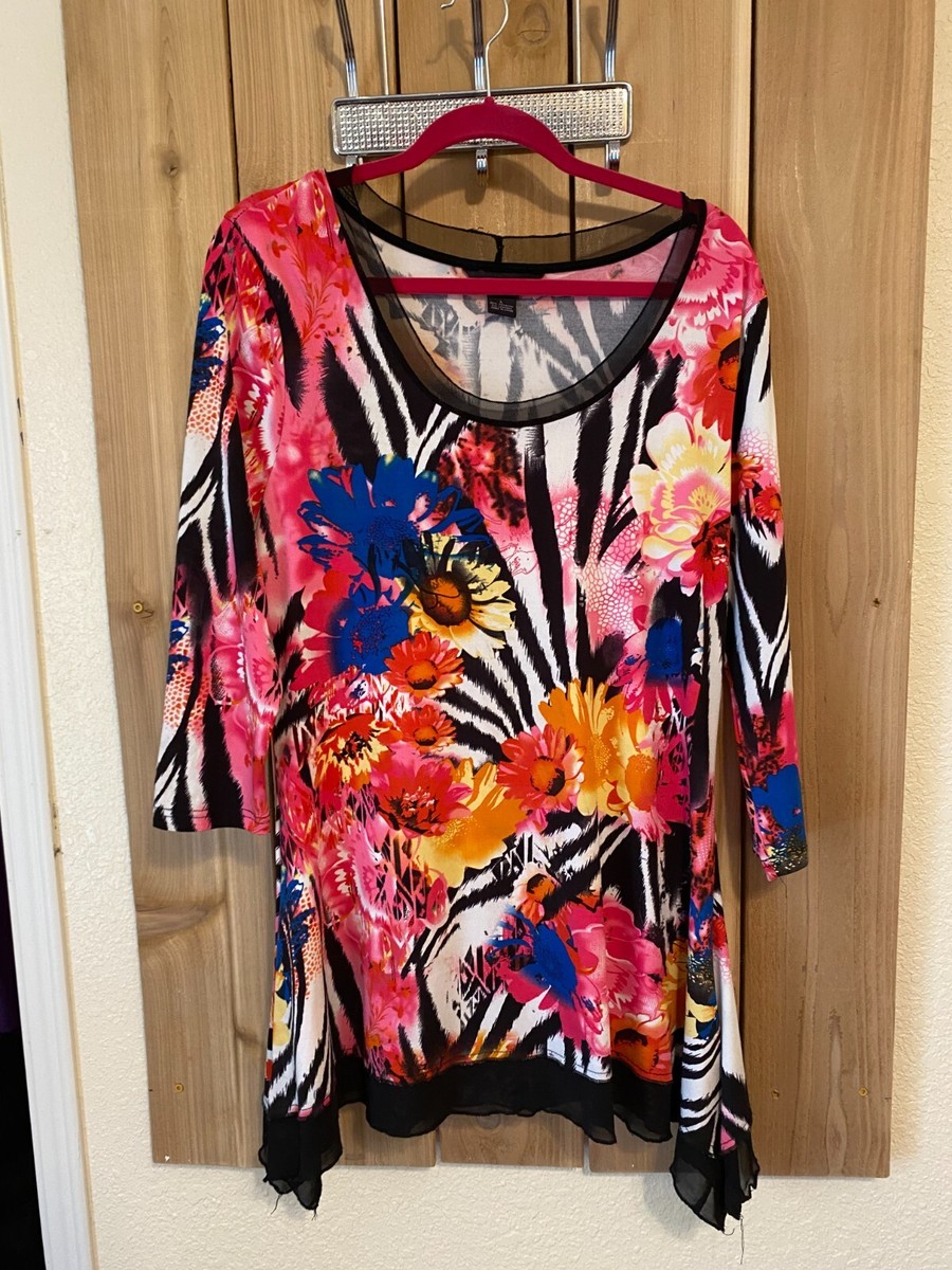 Investments Multicolor Floral & Zebra Stripe 3/4 Sleeve Top L NWOT