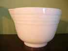 Pyrex Hamilton Beach mixing batter bowl with spout 1 qt. - GUC