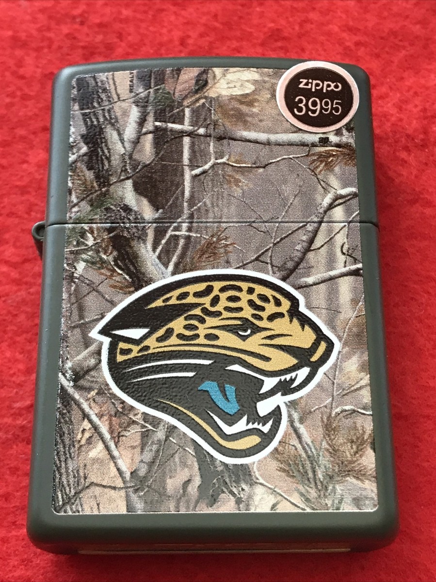 JAC-JAGUARS TEAM. NFL/ JOE ZIPPO LIGHTER. NEW AND SEALED JAC-JAGUARS TEAM. NFL/ JOE ZIPPO LIGHTER. NEW AND SEALED