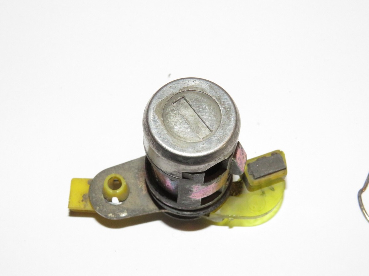 Fit For 84-86 Nissan 300zx Right Door Lock Tumbler Cylinder | eBay