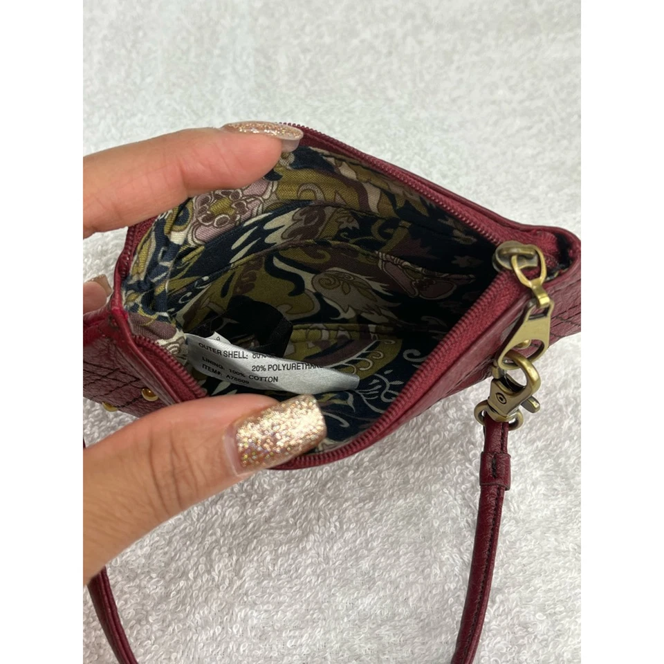 Monedero Stone Mountain Mujer Muñequera Granate Forrado Tachonado Cremallera Cuero S Foto 3 de 4