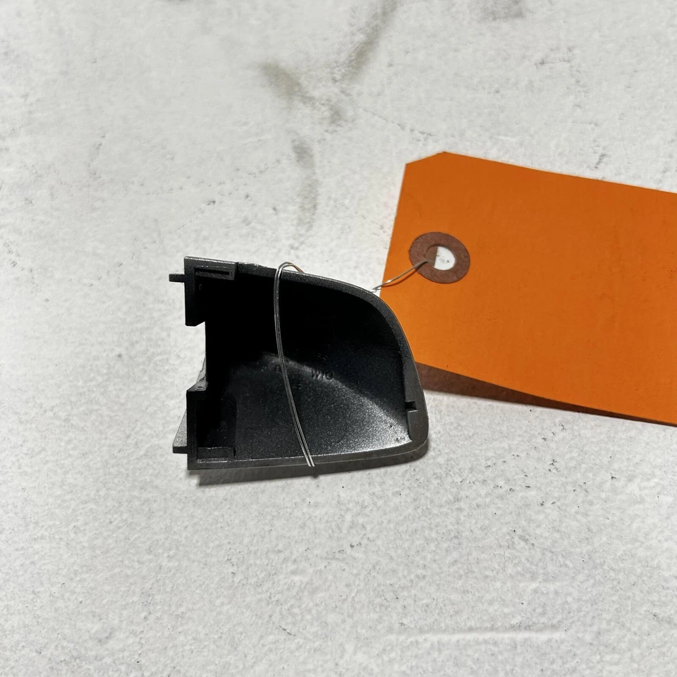 VOLKSWAGEN PASSAT S 2012-2018 PUERTA CARCASA TAPA MANIJA EXTERIOR DELANTERA O TRASERA IZQUIERDA Foto 4 de 4