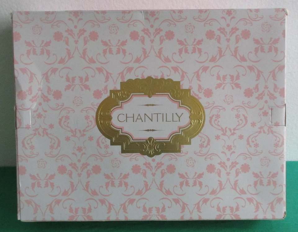 Chantilly Dana 5 件套身体乳液和洗涤淡香水除尘粉紧凑型 — 第 2/4 张图片