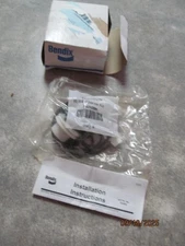 NAVISTAR VALVE,MAINTENANCE KIT BX102802N  made by Bendix  Free shipping