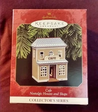 Hallmark 1997 Cafe Nostalgic Houses And Shops in Box (AB200)