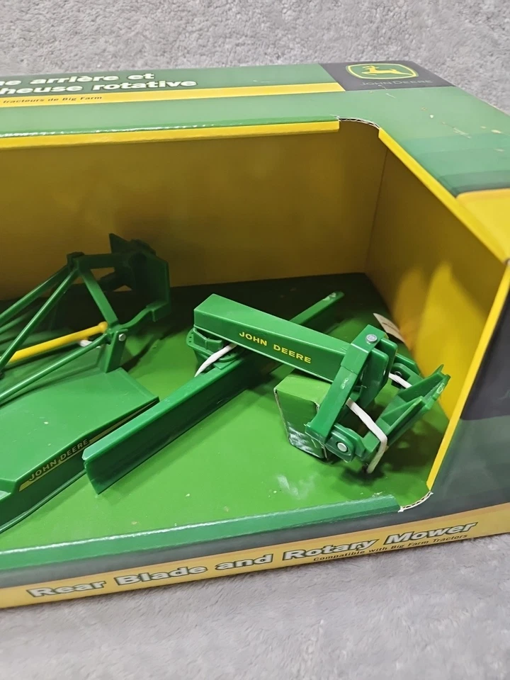 John Deere ERTL 1/16 Big Farm Rear Blade And Rotary Cutter MX7  - Image 4 of 4