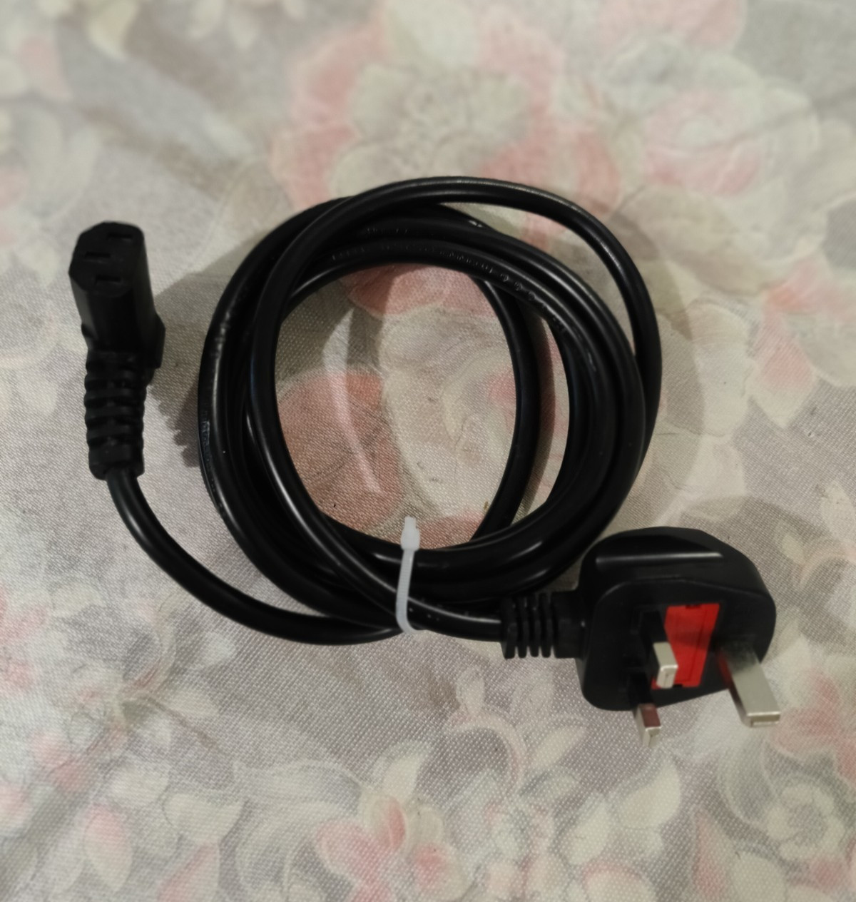 REEBOK JET 200 CINTA DE CORRER CABLE DE ALIMENTACIÓN / CABLE UK