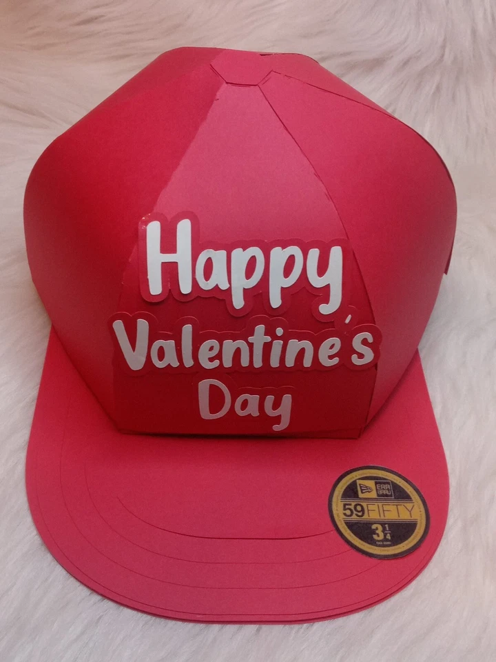 Gorra de béisbol / Caja de regalo de golosinas / Gorra deportiva Favor Caja de regalo personalizada montada Foto 2 de 4