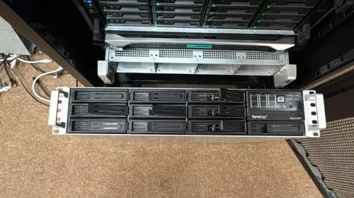 Synology RS2212RP+ Fully Working with all caddys free delivery