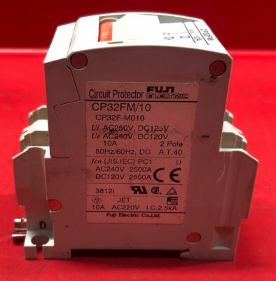 Fuji Electric CP32FM/10 Circuit Protector