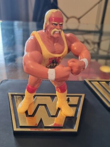 Hulk Hogan Hasbro WWF WWE Wrestling Figure Series ...