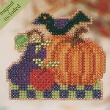 MILL HILL Autumn Harvest Ornament Beaded Cross Stitch Kit HARVEST GARDEN