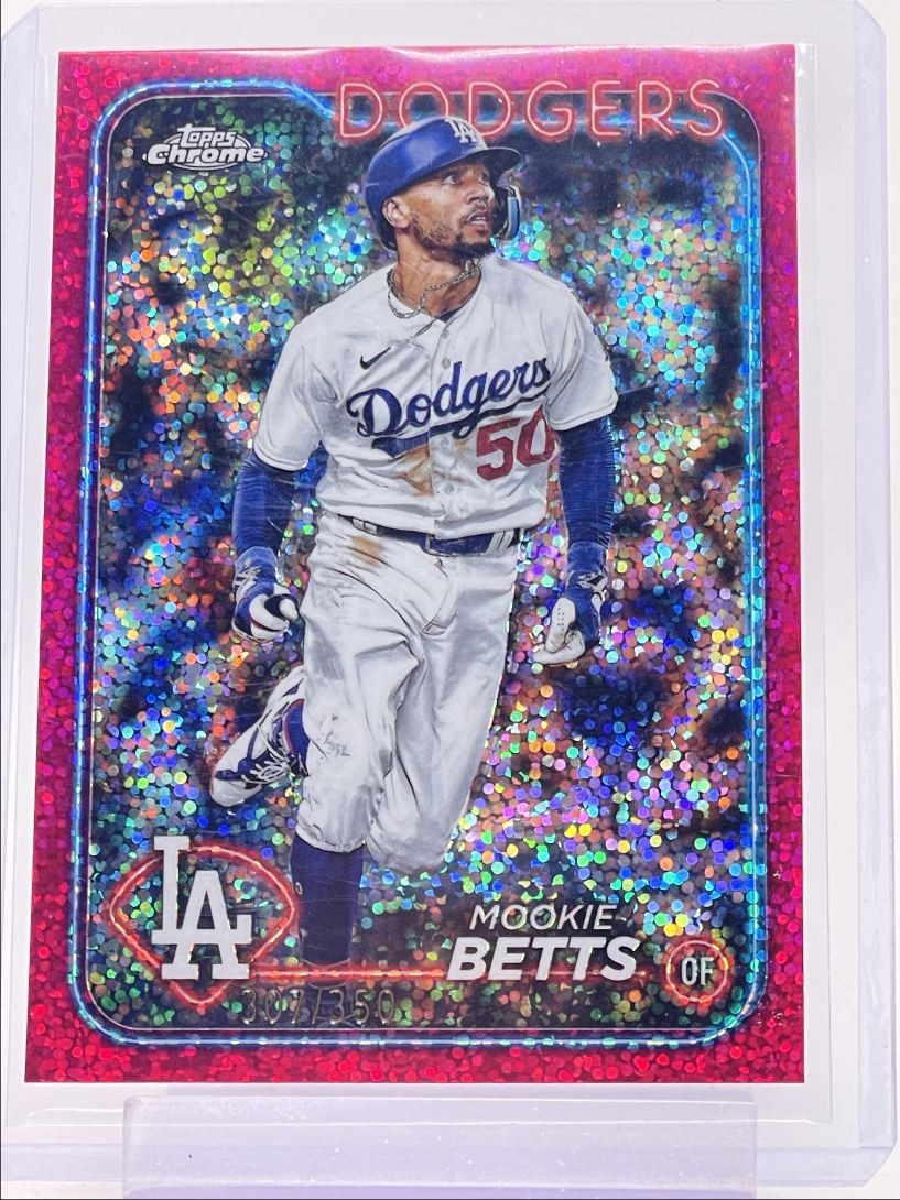 MOOKIE BETTS 2024 TOPPS CHROME MAGENTA SPECKLE DODGERS #296 /350 Q4152