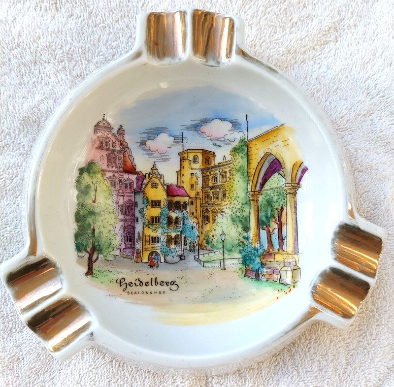 VINTAGE CERAMIC ASHTRAY HEIDELBERG GERMANY SCHLOSSHOF HAND-PAINTED 7in Dia. 1970