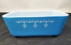 VTGE 1970s Pyrex Snowflake Blue 6 1/2" Medium Refrigerator Jar No Lid, Chip