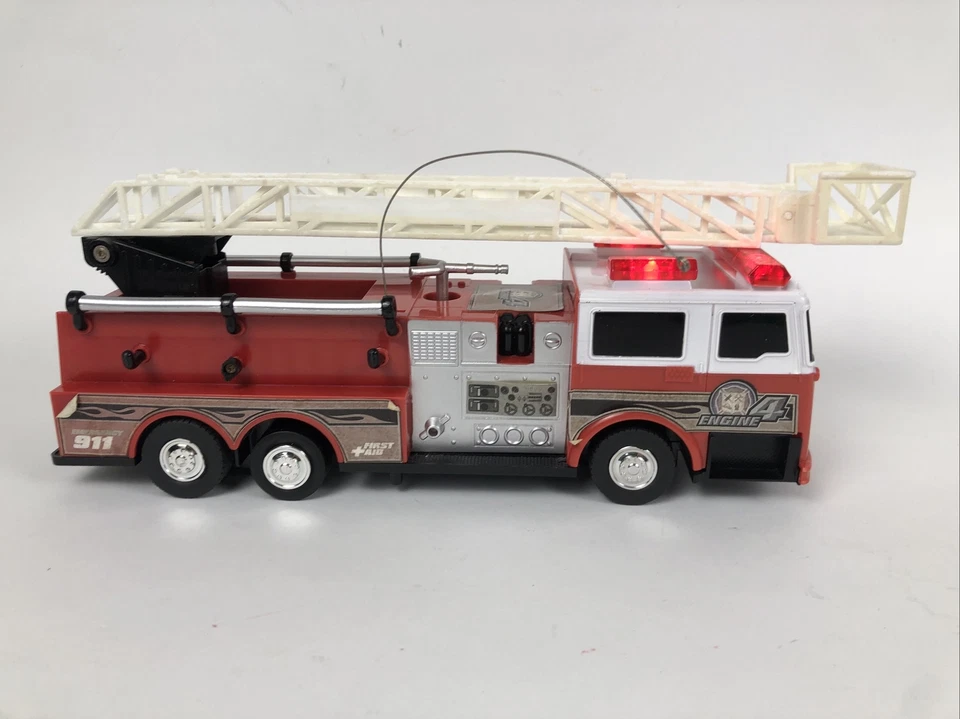 NKOK R/C Fire Engine Truck Full Function Radio Control 27 MHz 2010 No Remote - Image 2 of 4