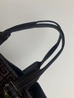 Foto 6 di 12