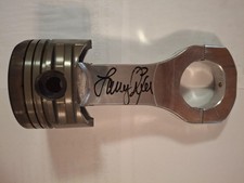 Larry Dixon - NHRA NITRO Varilla de conexión firmada usada con pistón