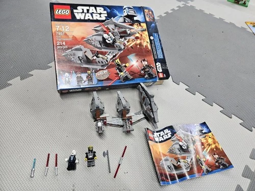 LEGO Star Wars: Sith Nightspeeder Set #7957 , Only Missing Anakin. W Instr/ Box