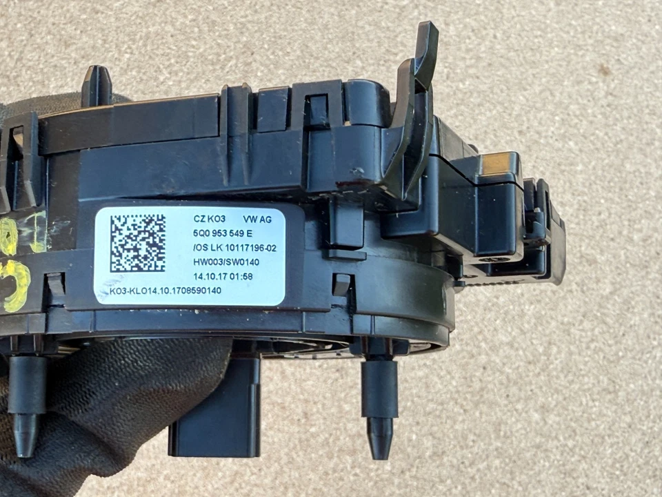 2018-2024 VOLKSWAGEN TIGUAN CLOCK SPRING OEM 5Q0953549E - Image 4 of 4