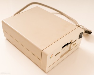 COMMODORE AMIGA 1010 3.5'' EXTERNAL FLOPPY DISK DRIVE for Amiga 1000/500/2000